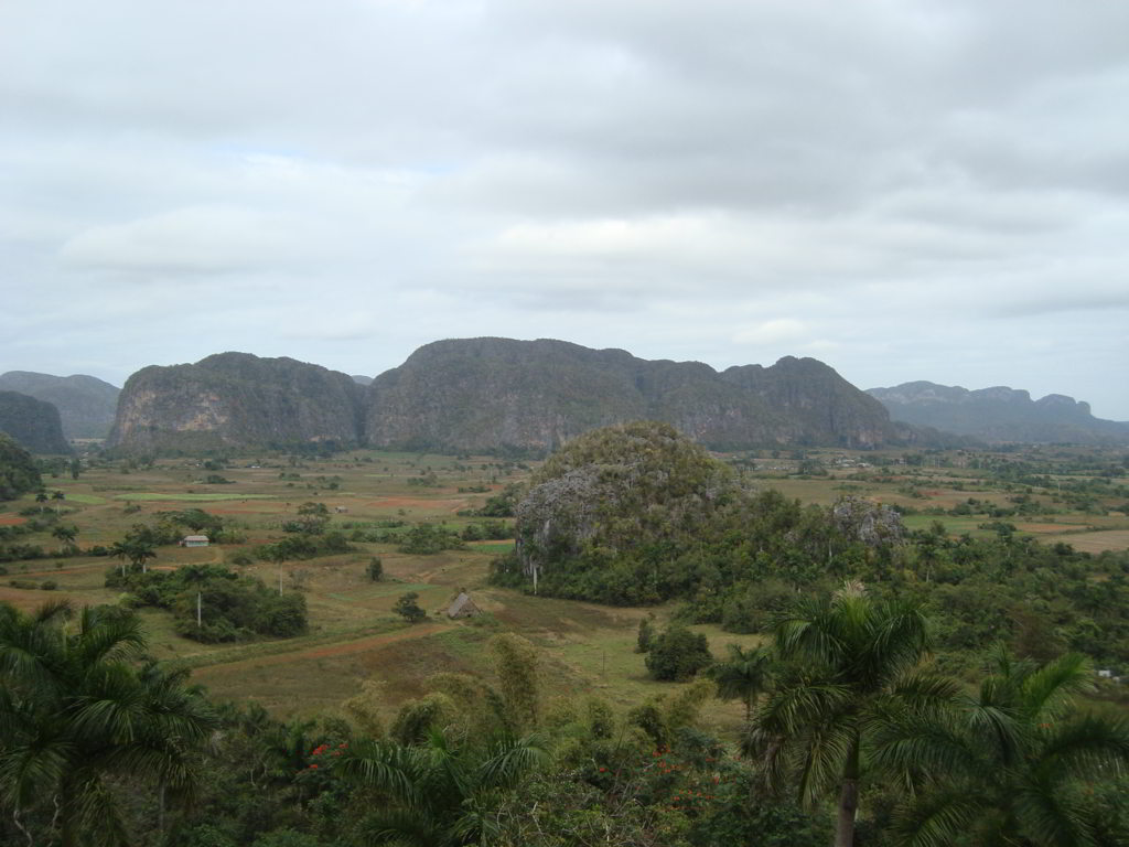 el valle yendo desde La Habana a Viñales