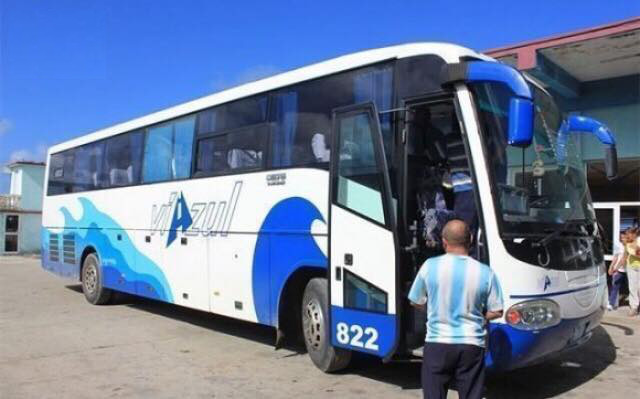 autobuses víAzul desde La Habana